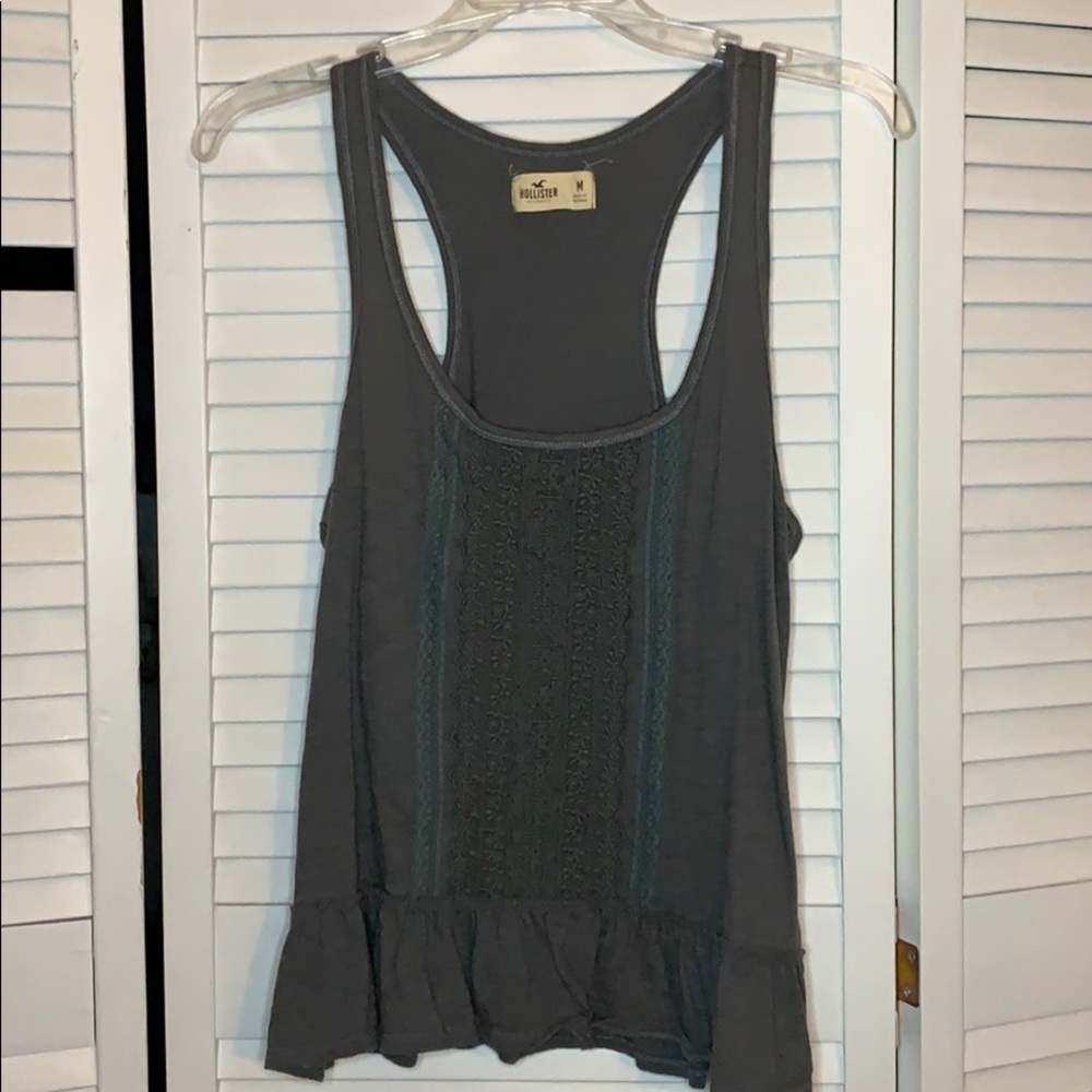 HOLLISTER detail tank!